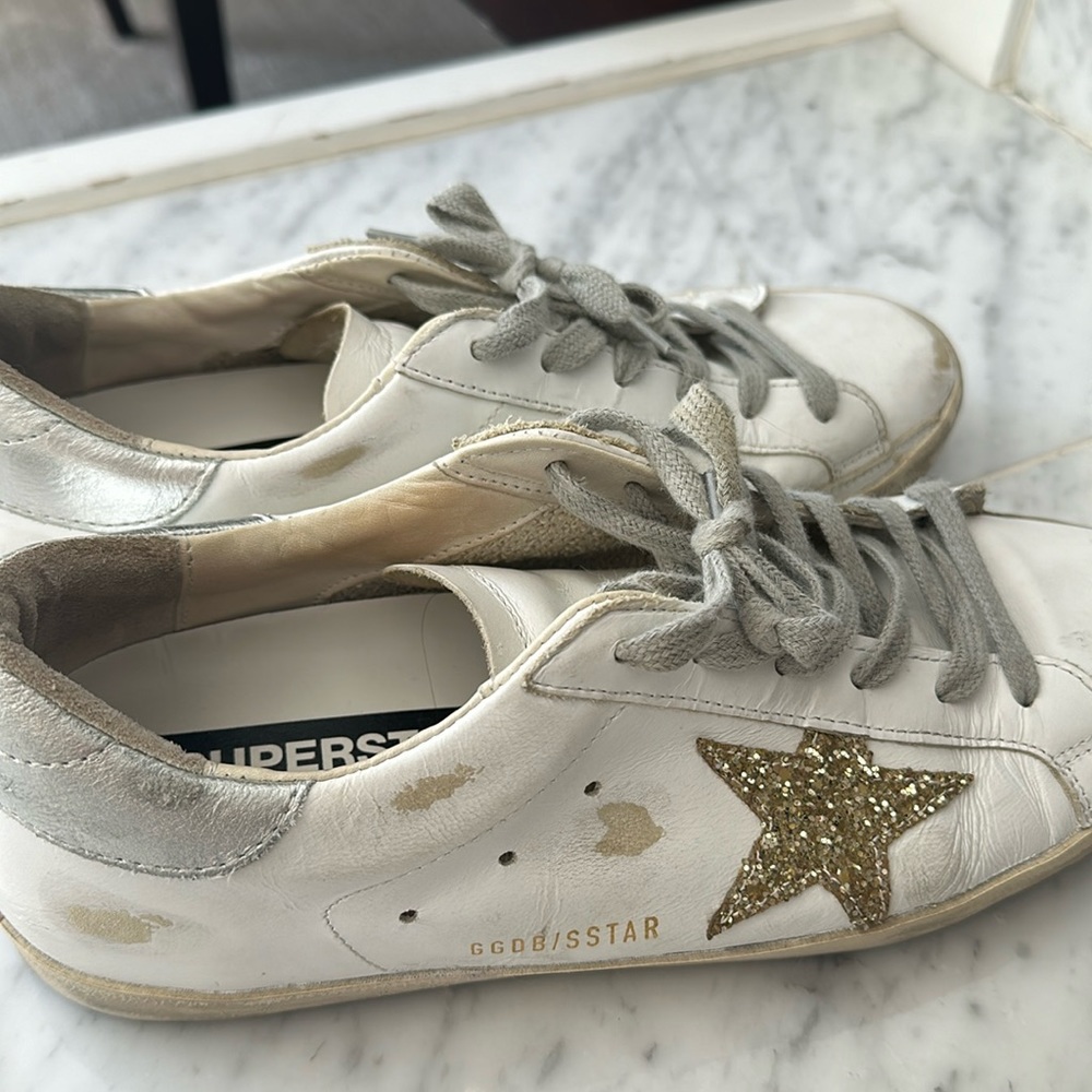 Golden Goose Superstar sneaker